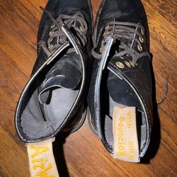 Dr. Martens Unisex 1460 Originals 8-Eye, Soft Toe Slip Resistant, 6 Inch Work Boot