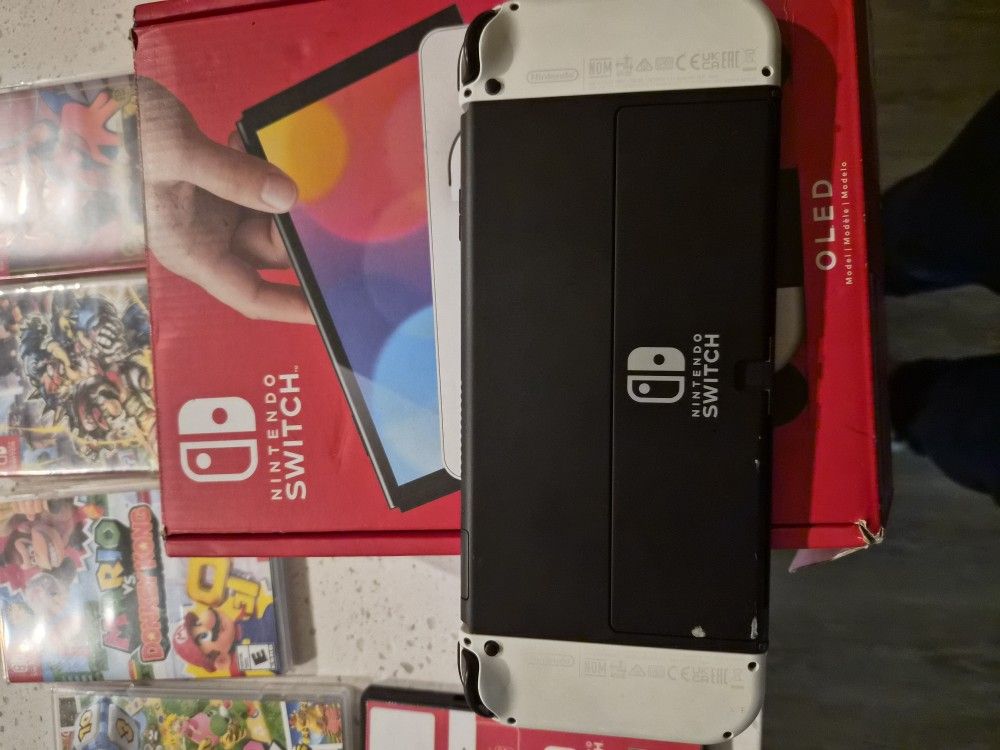 Nintendo Switch OLED