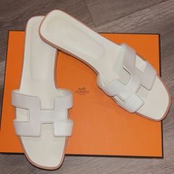 Authentic Hermes Oran Slides