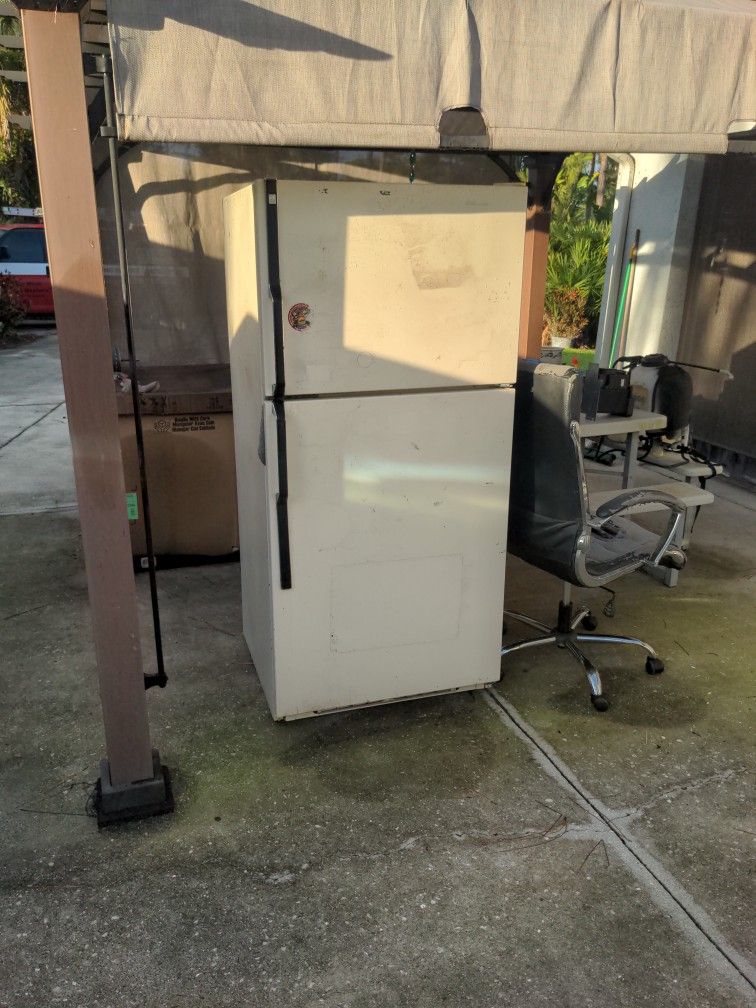 Garage Box Refrigerator