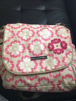 Petunia pickle bottom