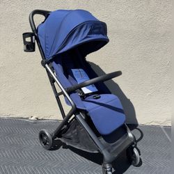 Travel Stroller/ Icon Compact Travel Stroller/ Kids/ Airplane/ Stroller/ New