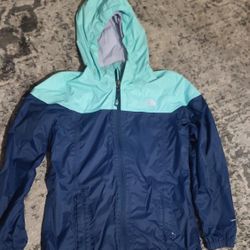 Girls Jacket THE NORTH FACE  Like New  , Size 10/12 