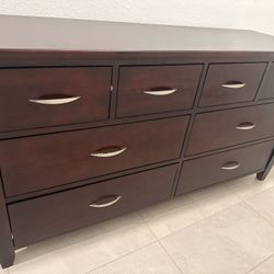 Dresser & Nightstand Combo