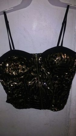 Gold/black crop top
