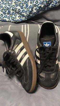 Adidas samba shoes