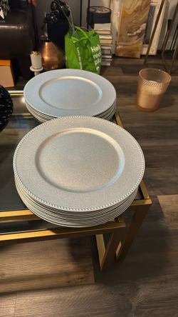 30 Silver Plastic Charger Plates 13”