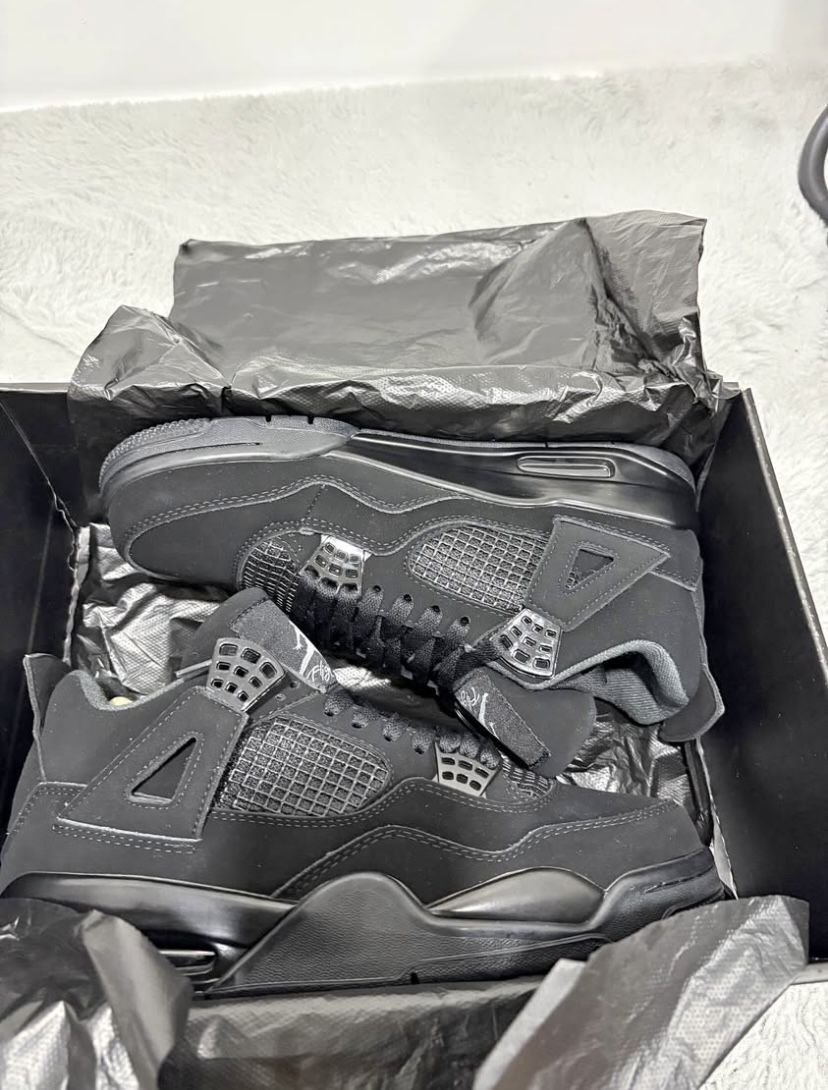 Jordan 4 Black Cat