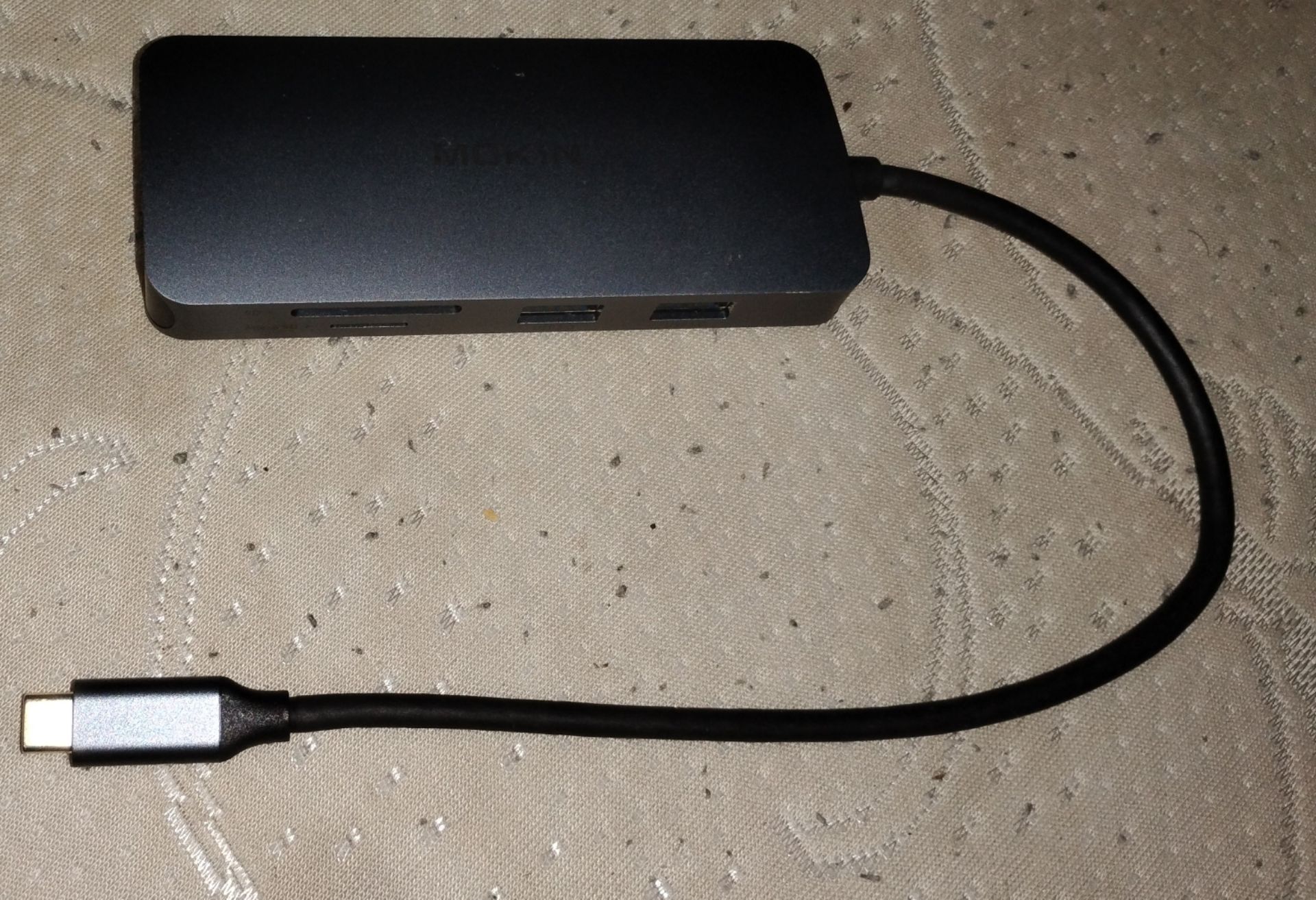 Mokin USB docking station hub