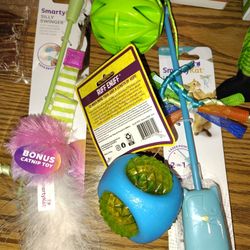 Lots Of Dog And Cat Toys To Chose From At Great Prices 