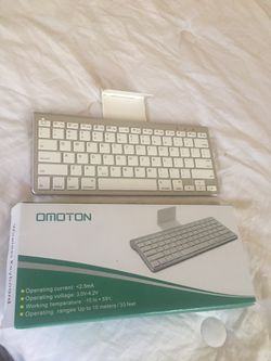 Omotion wireless keyboard for iPad