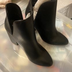 Womens Black Booties  Size 7 1/2