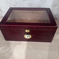 13.5x9.5x6 Large Real Wood Cigar Box, NO ODOR. Humidifier Not In Working Conditions, No Key 🔑.  Wooden Box For Storage, Organizer, Decor Etc