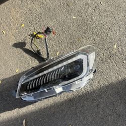 One Subaru Head Light Subaru Wrx & Wrx Sti 2015/2021