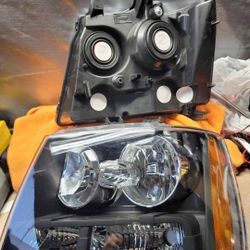 07-14 Chevrolet Tahoe Suburban Avalanche Headlights Luces Micas Calaveras Faros Faroles Focos Chevy