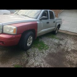2005 Dodge Dakota