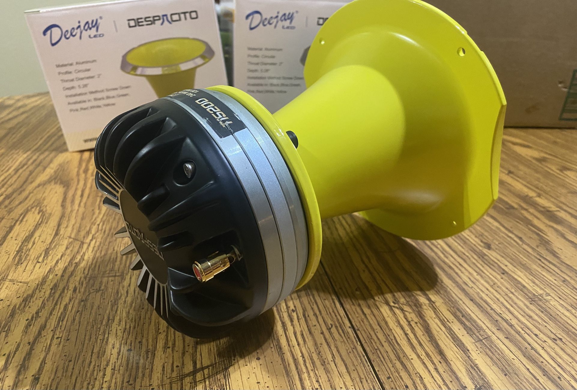 New Neodymium 4 Bolt Driver + Aluminum Horn Lens ( 1 Available)