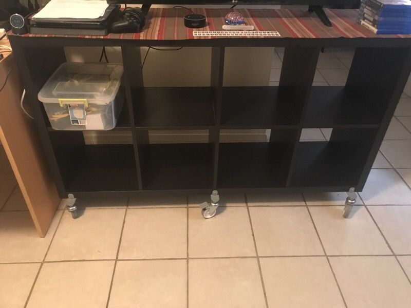 Bookshelf/tvstand with wheels