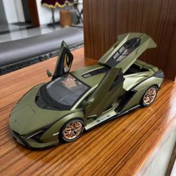  
1:18 Lamborghini Lightning FKP37 Mystery Green Alloy Supercar Model with Sound and Light Boomerang Collector's Grade Large