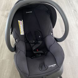 Maxi-Cosi Baby Car Seat 