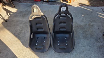 Jegs RCI Racing 8000S Poly Baja high-back seats in black.