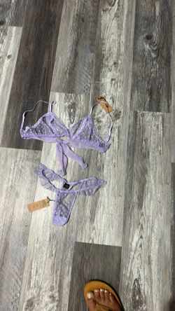 Women’s lingerie small