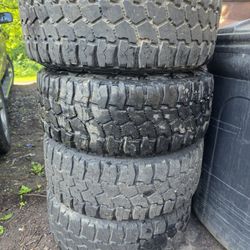 32-11.50-15 Tires