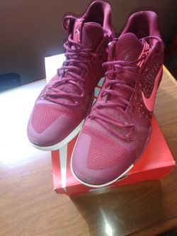 Kyrie's size 11
