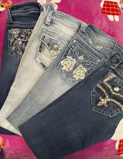 Lot Of 13 Jeans