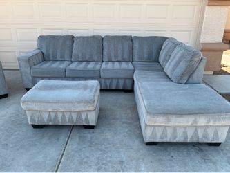 Sectional Couch-Free Delivery