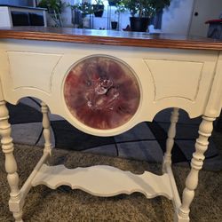 Accent Table 