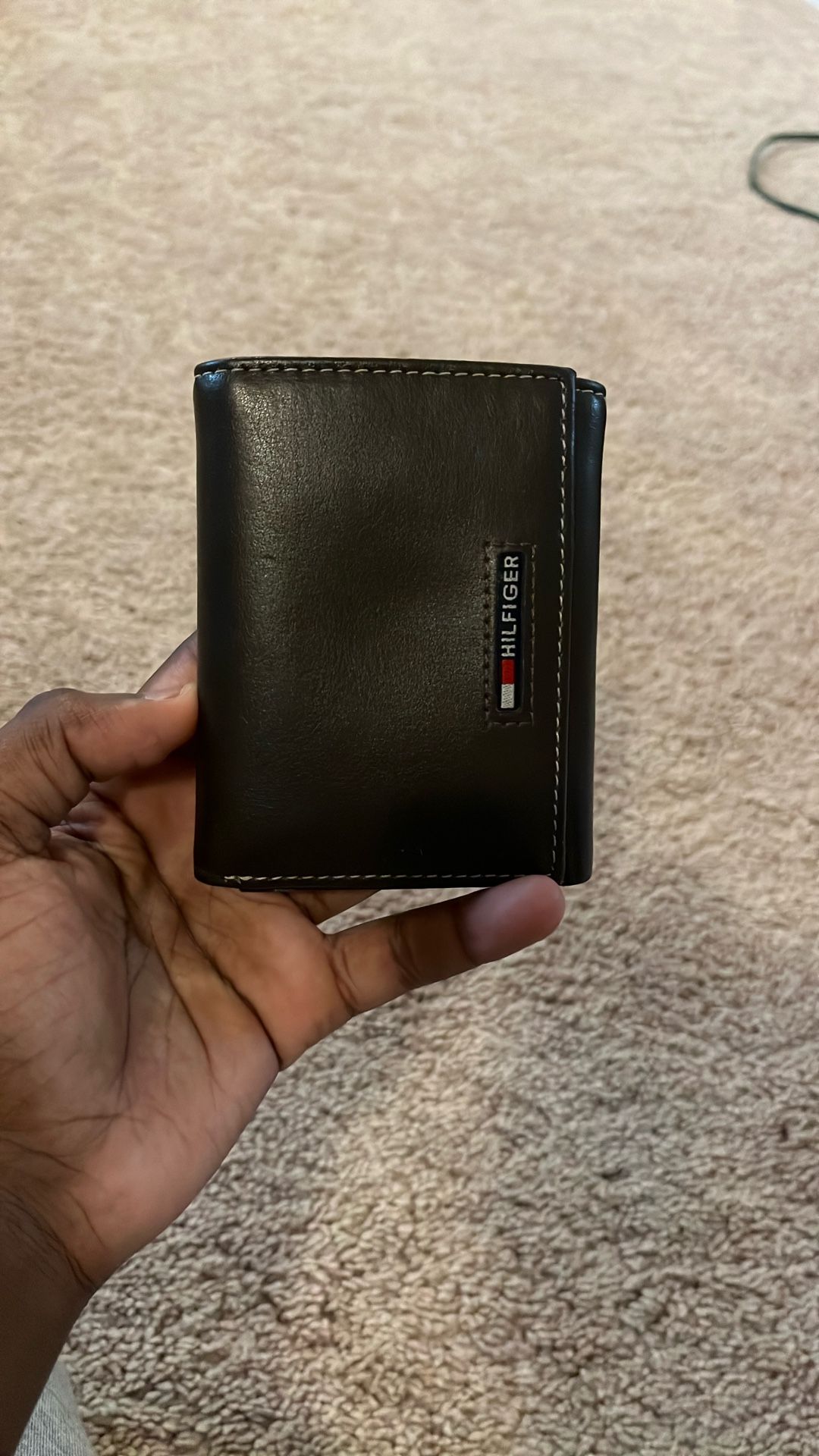 Tommy Hilfiger wallet