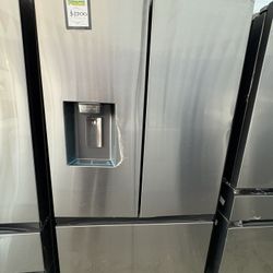 Samsung 3-Door French With External Water Dispenser 