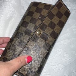 Louis Vuitton Wallet Used 