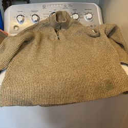 Men’s sweater
