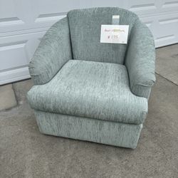 Swivel Chair 