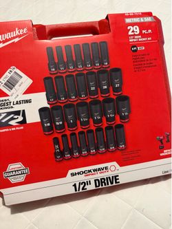 Milwaukee 1/2 inch drive impact socket set