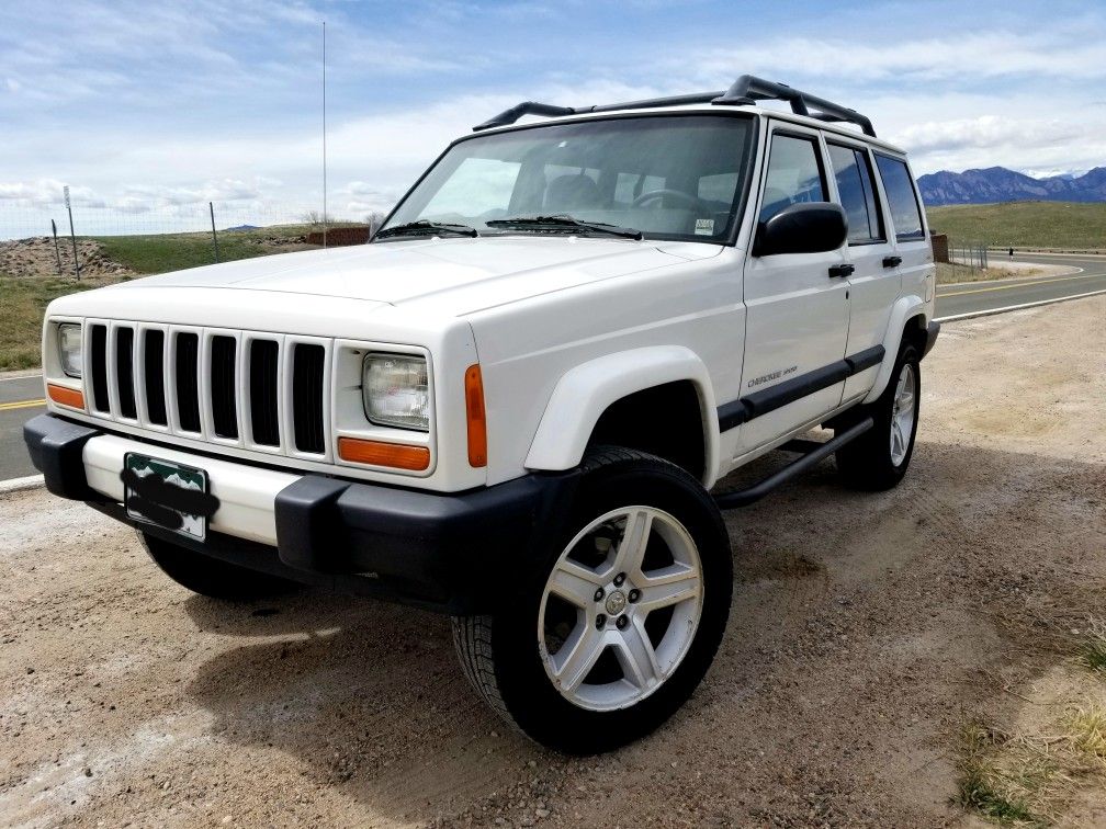 2000 Jeep Cherokee