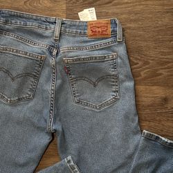 Levi’s blue jeans size 27