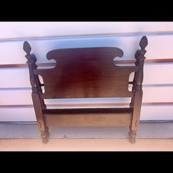 Antique Acorn Twin Bed. Headboard And Footboard.. 1920’s