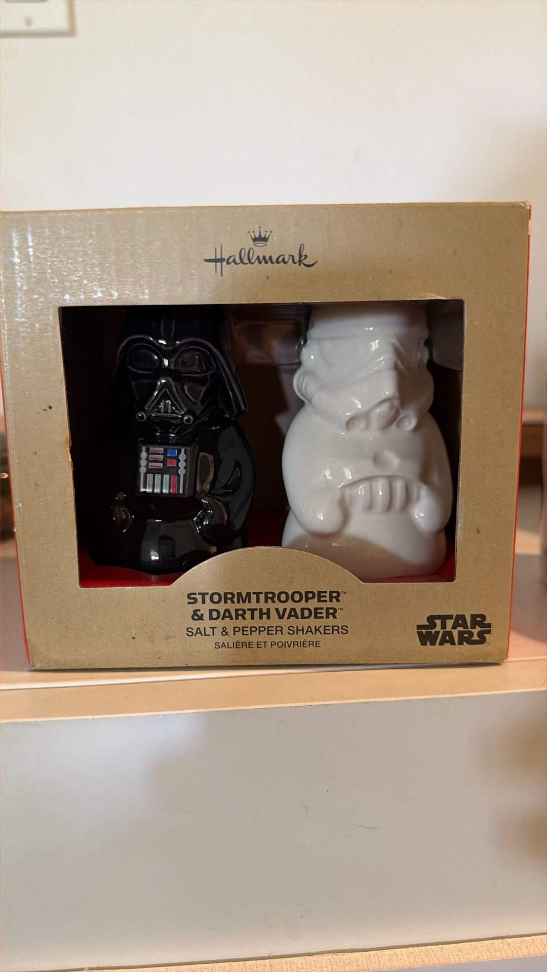 New Star Wars Darth Vader And Storm Trooper Salt And Pepper Shaker