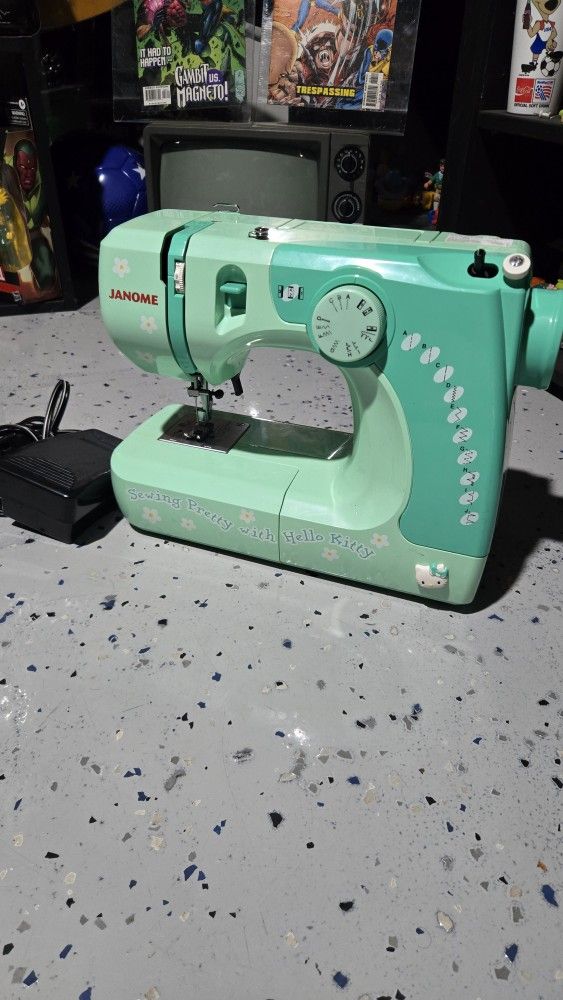 Janome Hello Kitty  Sewing Machine