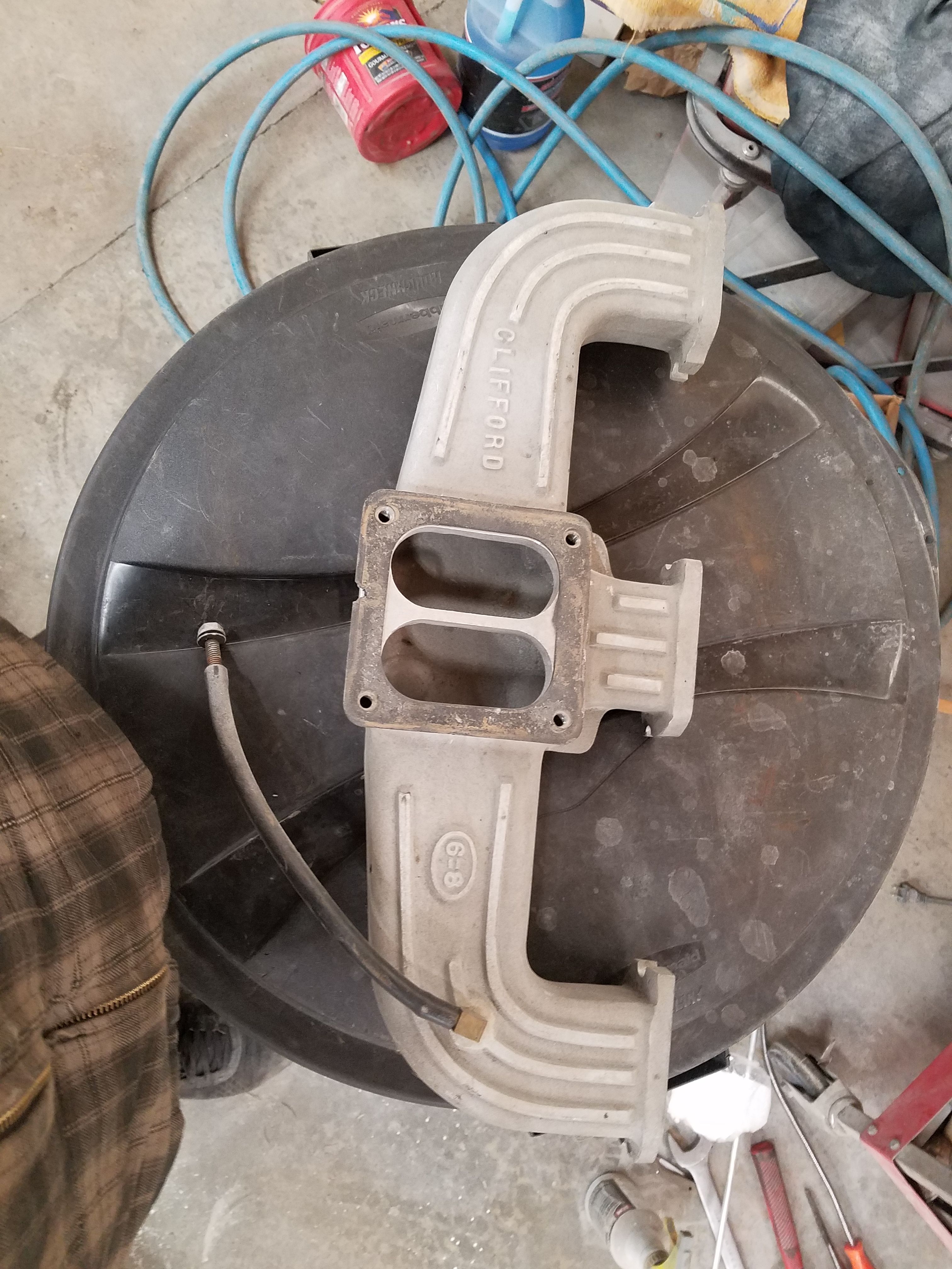 Chevy 6=8 clifford intake manifold