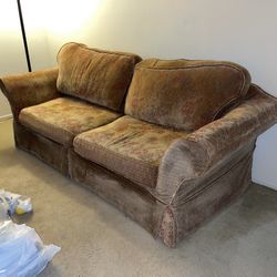 2-piece Couch Set - VERY GOOD PRICR
