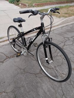 Diamondback Edgewood, just tuned up, small frame