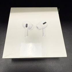 AirPods Pro (1st Generation) With MagSafe Charging Case Used