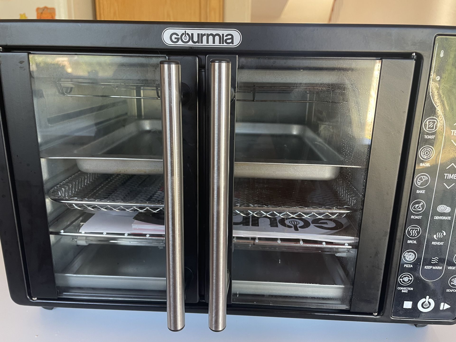 Gourmia Digital French Door Air Fryer Toaster Oven NEW OPEN BOX