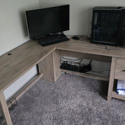 Computer Desk