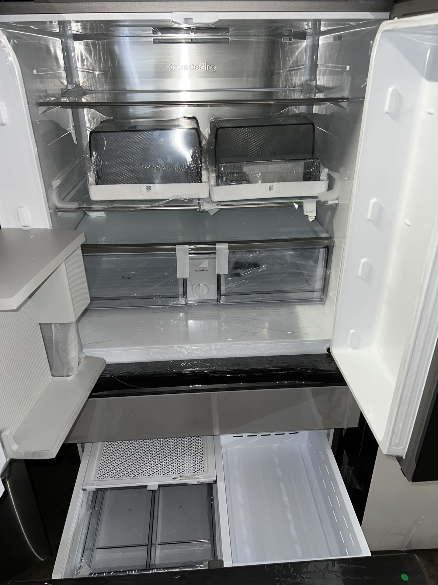 Samsung Bespoke Four Door Refrigerator for Sale in Riverside, CA OfferUp