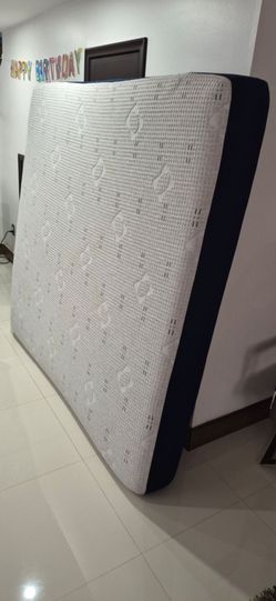 King size Mattress (foam)